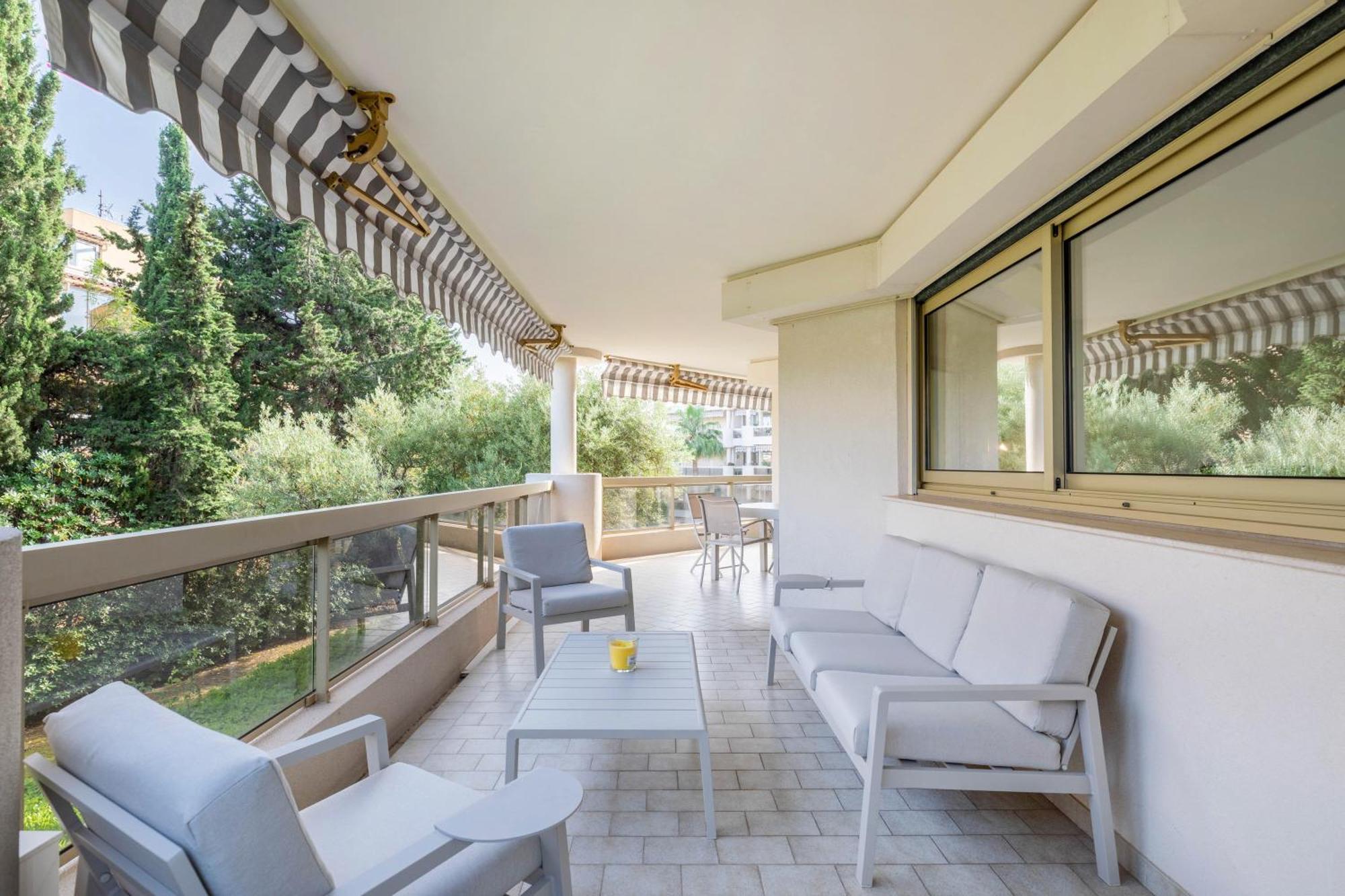 Apartamento Tanit Piscine, 6 Couchages, Parking Antibes Exterior foto