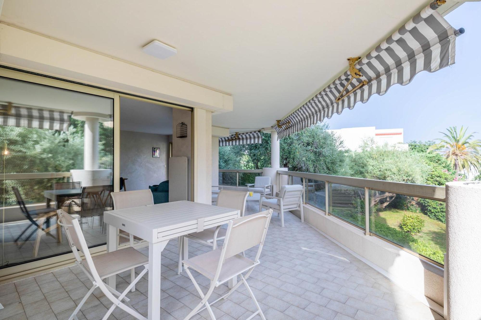 Apartamento Tanit Piscine, 6 Couchages, Parking Antibes Exterior foto